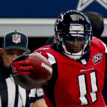 Julio Jones ya mete los touchdowns en todas las posturas imaginables.