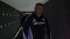 Almirón nunca había reaccionado así: esto hizo finalizado el partido tras un fallido saludo con Héctor Robles