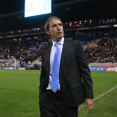 What did Guillermo Almada say about being overlooked for the Mexican national team job?