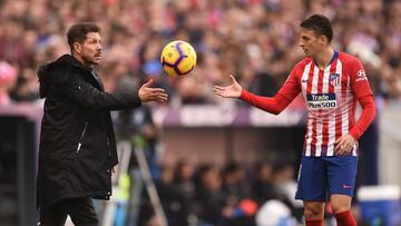 Atlético visita a Real Valladolid, en la fecha 16 de LaLiga. El colombiano Santiago Arias seguiría en la titular pese a que Juanfran ya está recuperado.