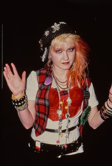 Los ‘looks’ más impactantes que las celebridades han llevado en la historia de los Premios Grammy