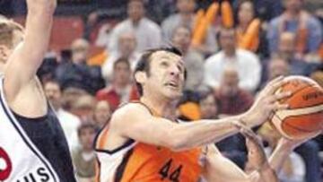 <b>DÍA CLAVE. </b>El Pamesa se juega su futuro en la pista del Lietuvos.