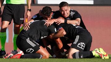 Casos de Covid en Colo Colo: ¿Por qué no se puede saber la identidad de un contagiado?