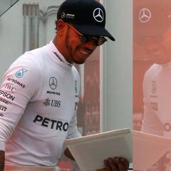 Hamilton perdona a Mercedes pero no olvida 2016