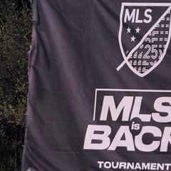 Presentan el trofeo que pelearán Orlando City y Portland Timbers