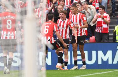 No es fácil hacerse con un hueco en el once del Athletic, pero este joven canterano de Lezama lo ha hecho. Ante el Valladolid hizo un gol y dio un recital de cómo se maneja el centro del campo.