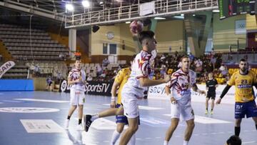 El Ademar acertó el momento para ganar al Villa de Aranda