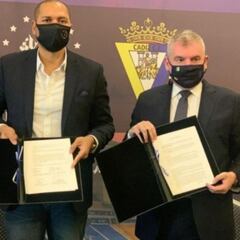 El Cádiz y el INDES crearán 263 escuelas de fútbol en El Salvador