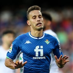 El incombustible Sergio Canales