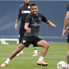 Luis Muñoz debe pasar pruebas PCR y Benkhemassa, con lumbalgia