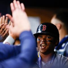 Rafael Devers tiene una cita con la historia en MLB: ¿Cuál es el récord de más home runs consecutivos?