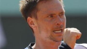 Soderling supera a Berdych y repetirá final en París