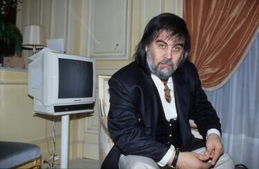 El teclista y compositor griego falleció el 17 de mayo de 2022 a los 79 años. Conocido por las bandas sonoras originales de las películas 'Carros de fuego' (ganadora del Oscar a la mejor banda sonora en 1981), Blade Runner y 1492: La conquista del paraíso. 