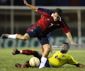 Fernando Meneses firmó este 2020 en Lautaro de Buin. Antes jugó varios años en la UC y fue al extranjero para jugar en Alianza Lima y Veracruz.