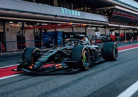 F1 test pretemporada en Barcelona, en directo: resultados y clasificación de Alonso hoy, en vivo