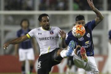 El bicampeón de América, Jean Beausejour, llegó en 2014 a Colo Colo y estuvo hasta el 2016, donde se cambió a Universidad de Chile.