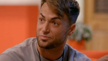 El pasado de Montoya, de ‘La isla de las tentaciones’: ‘MyHyV’, cantante... y político