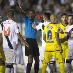 El Campanil se despide de la Libertadores con otra derrota
