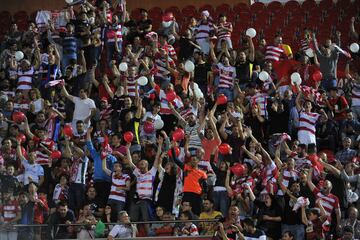 Los aficionados del equipo nazarÍ­ celebraron el ascenso a Primera.