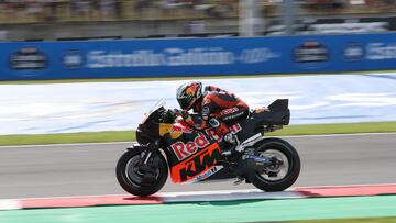 Pedro Acosta con la KTM de MotoGP durante el GP de San Marino en Misano.
