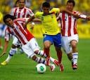 Ecuador golea a Paraguay y lo deja al borde de la eliminación