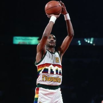 Los Denver Nuggets de los 80. Muy coloridos...