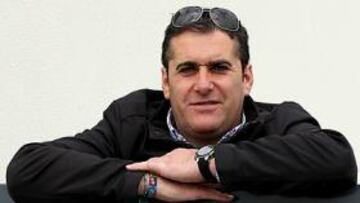 Sandoval posa para AS.