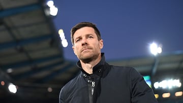 Bayer Leverkusen's Spanish head coach Xabi Alonso arrives prior to the German Cup (DFB Pokal) semi-final football match between Arminia Bielefeld and Bayer 04 Leverkusen in Bielefeld, western Germany on April 1, 2025. (Photo by UWE KRAFT / AFP) / DFB REGULATIONS PROHIBIT ANY USE OF PHOTOGRAPHS AS IMAGE SEQUENCES AND QUASI-VIDEO.