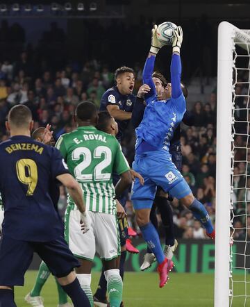 Joel Robles y Mariano.