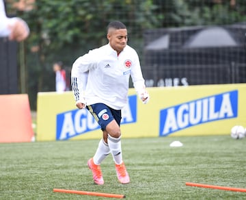 La Selección Colombia Sub 20 realizó su segundo entrenamiento en Bogotá en el microciclo de cara al Torneo de Toulon.