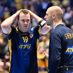 Hungría coloca a Suecia entre la espada y la pared