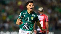  Victor Davila celebrates his goal 1-1 of Leon during the game Leon vs Atlas, corresponding to the great final first leg match of the Torneo Apertura Grita Mexico A21 of the Liga BBVA MX, at Nou Camp -Leon- Stadium, on December 09, 2021.
 
 &lt;br&gt;&lt;