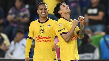 America's US midfielder #17 Alejandro Zendejas (R) celebrates scoring the team's second goal next to teammate midfielder #28 Erick Sanchez during the Liga MX Clausura football match between America and Toluca at the Sports City Stadium in Mexico City on March 1, 2025. (Photo by Yuri CORTEZ / AFP)