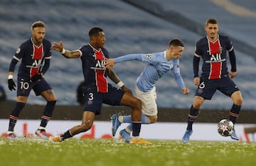 Phil Foden y Presnel Kimpembe.