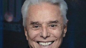 Enrique Guzmán se defiende en programa de espectáculos tras acusaciones de abuso