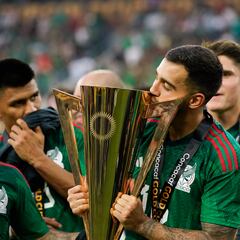 ¿Qué es ‘Yabec’, lo que aparece en la playera de Luis Chávez con el Dynamo de Moscú?