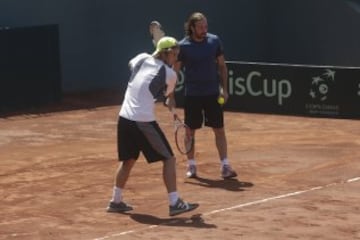 Gonzalo Lama y Gerardo Irarrazabal entrenaron junto a los capitanes del equipo de Copa Davis.