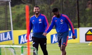 Jefferson Lerma, Yerry Mina y Edwin Cardona trabajaron en la sede deportiva de la Federación Colombiana de Fútbol con Carlos Queiroz y los profesores Hugo Pereira y Océano Cruz en la primera práctica de cara a la Copa América. 