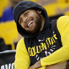 Curry, emperador en ventas: tercer año seguido como líder