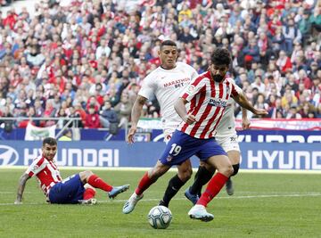 En el minuto 68 de partido el delantero brasileño del Atlético de Madrid la tuvo pero su disparo se marchó desviado. 