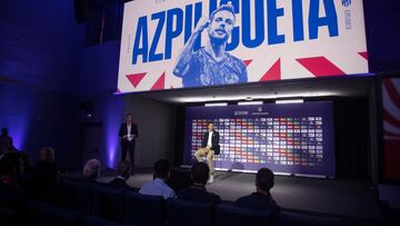 Presentación de César Azpilicueta como nuevo jugador del Atlético de Madrid.