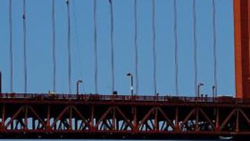 <b>PROTESTAS PREVIAS. </b>Cuando la llama estaba aún en París ya se colgaban pancartas reivindicativas en el Golden Gate de San Francisco.
