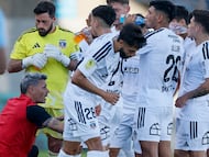 Futbol, O’Higgins vs Colo Colo.
Fecha 4, Liga de Primera 2026.
El entrenador de Colo Colo Fernando Ortiz, izquierda, es fotografiado durante el partido de primera division contra O’Higgins disputado en el estadio El Teniente de Rancagua, Chile.
21/02/2026
Andres Pina/Photosport
Football, O’Higgins vs Colo Colo.
4th turn, 2026 First Division League.
Colo Colo’s manager Fernando Ortiz, left, is pictured during a first division match against O’Higgins at the El Teniente in Rancagua, Chile.
21/02/2026
Andres Pina/Photosport