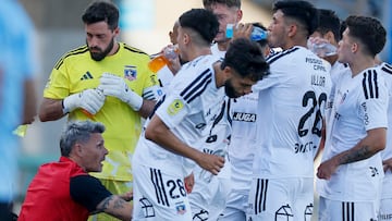 Futbol, O’Higgins vs Colo Colo.
Fecha 4, Liga de Primera 2026.
El entrenador de Colo Colo Fernando Ortiz, izquierda, es fotografiado durante el partido de primera division contra O’Higgins disputado en el estadio El Teniente de Rancagua, Chile.
21/02/2026
Andres Pina/Photosport
Football, O’Higgins vs Colo Colo.
4th turn, 2026 First Division League.
Colo Colo’s manager Fernando Ortiz, left, is pictured during a first division match against O’Higgins at the El Teniente in Rancagua, Chile.
21/02/2026
Andres Pina/Photosport