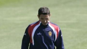 Manolo Jiménez, durante un entrenamiento esta temporada con los maños.