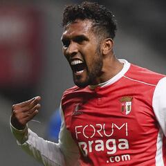 Dyego Sousa, el delantero tanque para el Almería