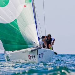 El francés Laounean pone rumbo hacia el título en el Mundial J80