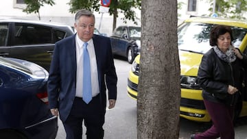 El juez Toro se sent¨® en el banquillo y dejar¨¢ su puesto