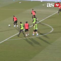 Real Madrid: Vinicius' unusually cool finish in open training