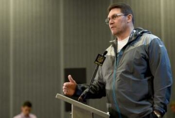 Ron Rivera, el head coach de los Panthers